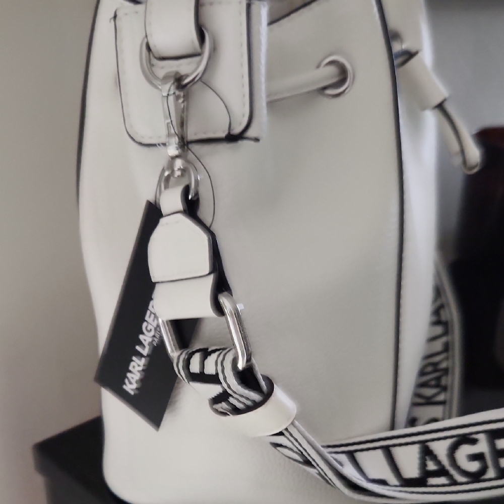 Karl Lagerfeld 2 Way Crossbody/Shoulder Bag with Logo Guitar Strap. New W/ Tags! - Picture 5 of 13